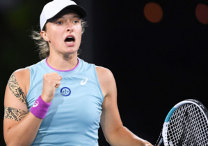 WTA 1000 de Pékin : Swiatek écarte Gauff diminuée et va en finale