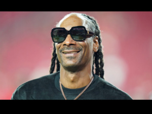 Snoop Dogg rejoint en tant que coach pour la saison 26 de 'The Voice' sur NBC