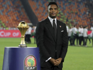 Football : Eto'o interdit de stade par la FIFA