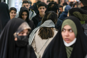 Hijab et sanctions extrêmes : l'Iran sous le feu des critiques