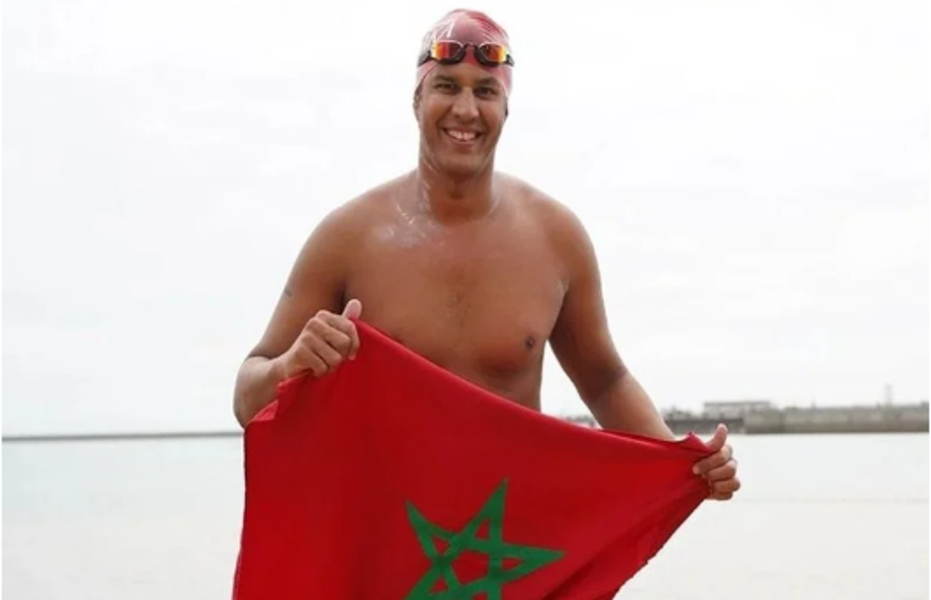 Hassan Baraka : un nageur marocain établit de nouveaux records et relie les continents avec ses exploits aquatiques
