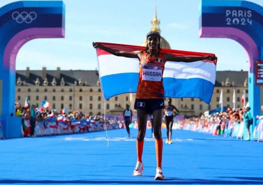 Sifan Hassan signe un triplé historique avec la victoire au marathon olympique de Paris