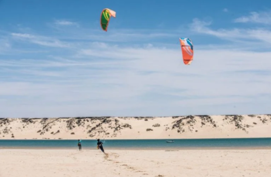 Les Coupes du monde du Kitesurf et du Wingfoil du 29 septembre au 6 octobre à Dakhla