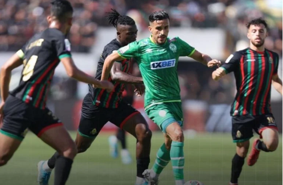 Botola Pro D1 : match nul entre le Raja Casablanca et l'AS FAR, le Maghreb Fès prend la tête