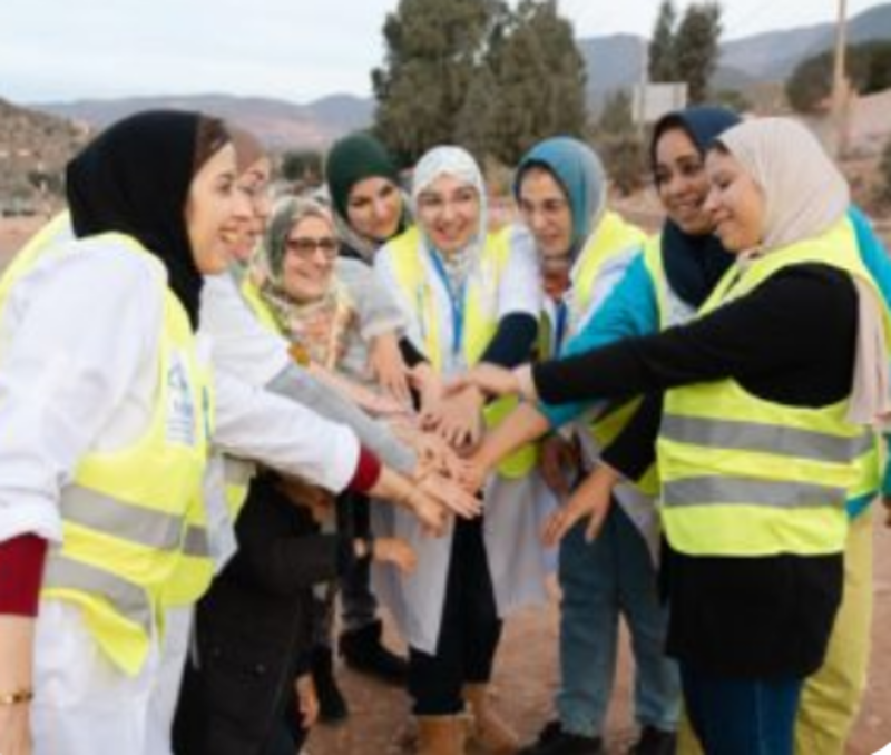 Quand la solidarité prend vie : les sages-femmes en première ligne pour soutenir les communautés sinistrées au Maroc