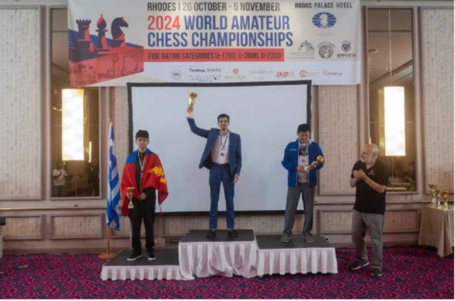 Yassine Rafik, champion du monde amateur : le Maroc triomphe aux échecs