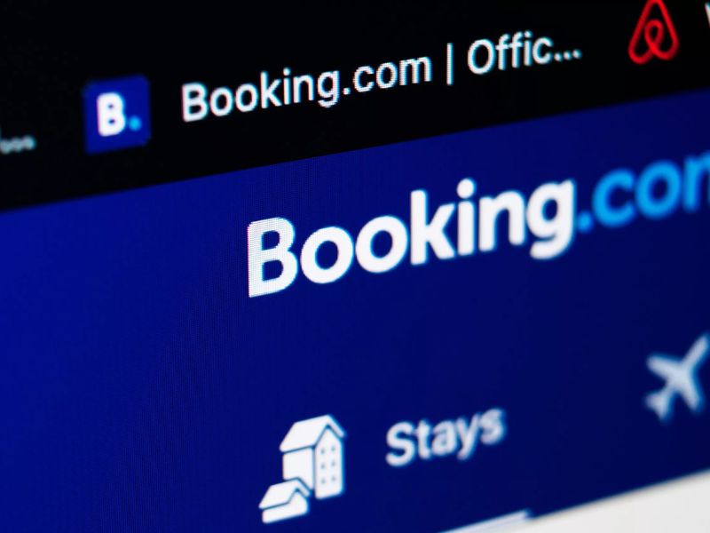 Booking.com : quand le géant perd son monopole tarifaire