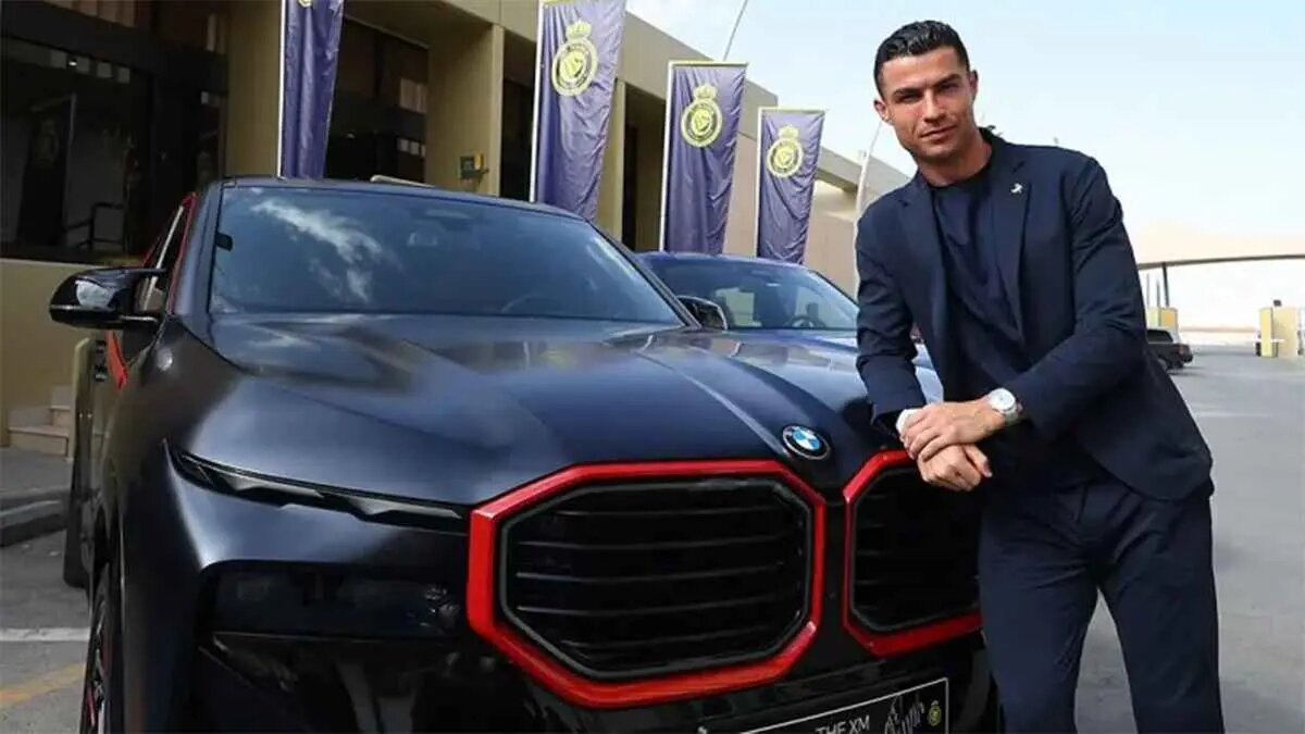 ​"Nouvelle merveille" dans la flotte de 19 millions de livres sterling de Ronaldo (Photos)