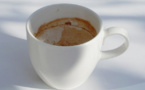 Comment enlever les taches de café et de thé sur les tasses ?