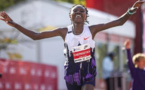 Ruth Chepngetich écrase le record du monde féminin du marathon à Chicago