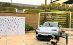 Porsche célèbre les femmes avec style : Le Macan électrique à l’honneur !