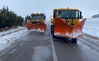 D’Ifrane à Michlifen : quand la neige immobilise, les équipes s’activent