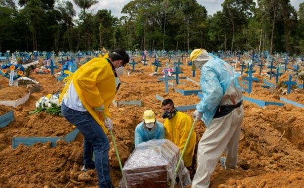 Covid-19 : Le Brésil franchit le seuil des 200.000 morts