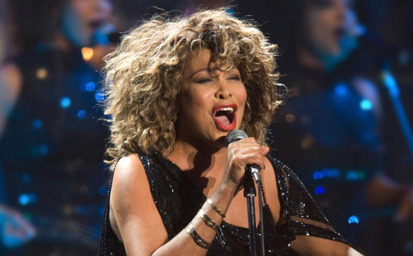 Tina Turner fait officiellement ses adieux.