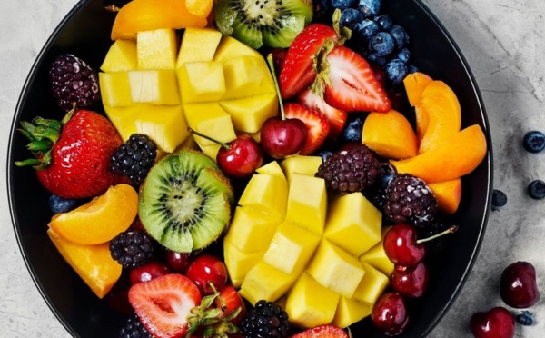 Découvrez la liste des fruits les moins caloriques 