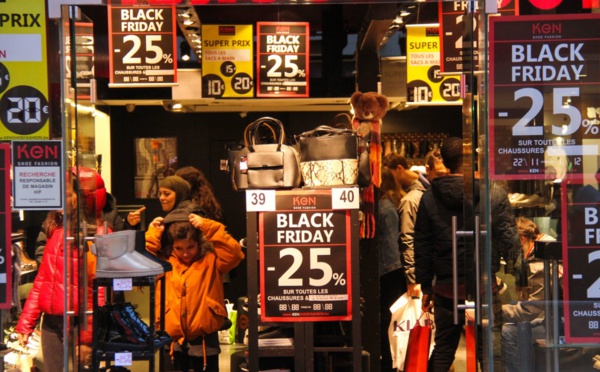 Le Black Friday, entre soldes et surconsommation