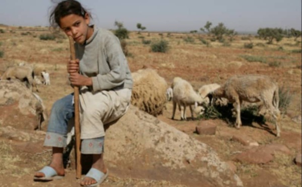 Najat Vallaud Belkacem : Cette photo est fausse !