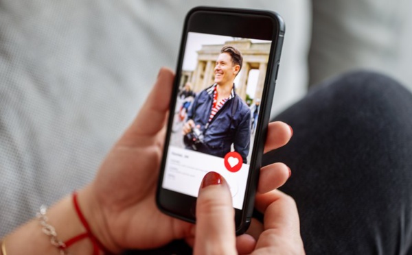 "L’Arnaqueur de Tinder" : que devient Shimon Hayut ?