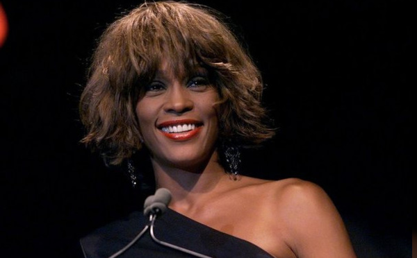 Le biopic sur Whitney Houston " i wanna dance with somebody" sortira le 21 Décembre 2022