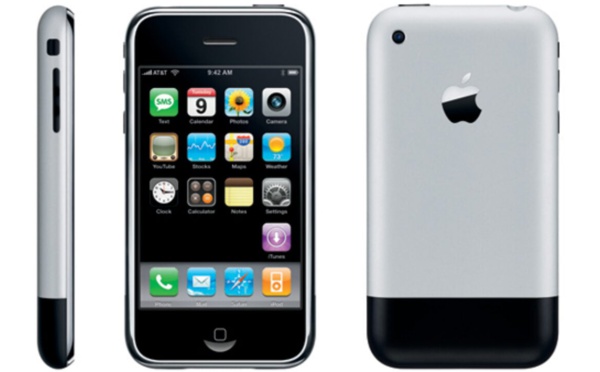 Un iPhone de 2007 vendu aux enchères pour une somme astronomique