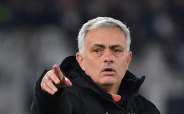 Mourinho à l'amende et suspendu deux journées après son expulsion mardi