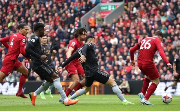 Premier League: Arsenal freiné par Liverpool