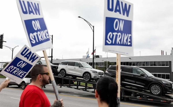 Victoire historique des travailleurs de l’industrie automobile aux États-Unis