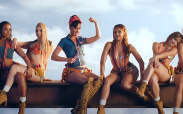 Katy Perry marque son retour avec "Women's World" : Entre célébration et polémique