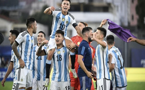 Copa America : la FIFA ouvre une enquête après les chants racistes des joueurs argentins visant les Bleus