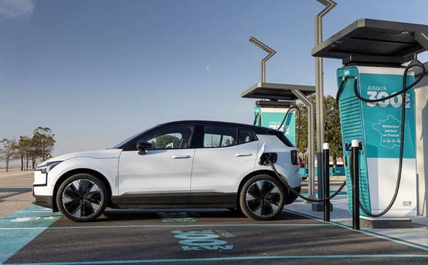 Volvo réévalue ses ambitions électriques en 2030 : Vers un retour des thermiques ?