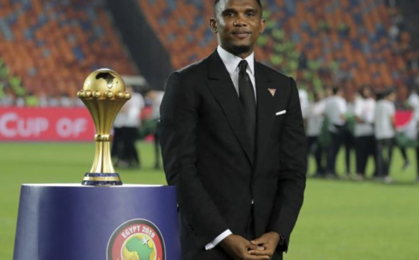 Football : Eto'o interdit de stade par la FIFA