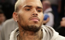 La police interrompe une immense fête de Chris Brown