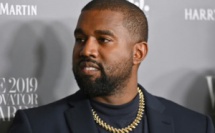 Kanye West obtient le disque de platine avec son album Donda