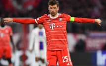 Thomas Müller compare  prend   Messi  à Ronaldo