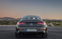 ​Mercedes-AMG CLE 53 Coupé 2024 : Puissance et élégance redéfinies"