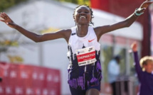 Ruth Chepngetich écrase le record du monde féminin du marathon à Chicago